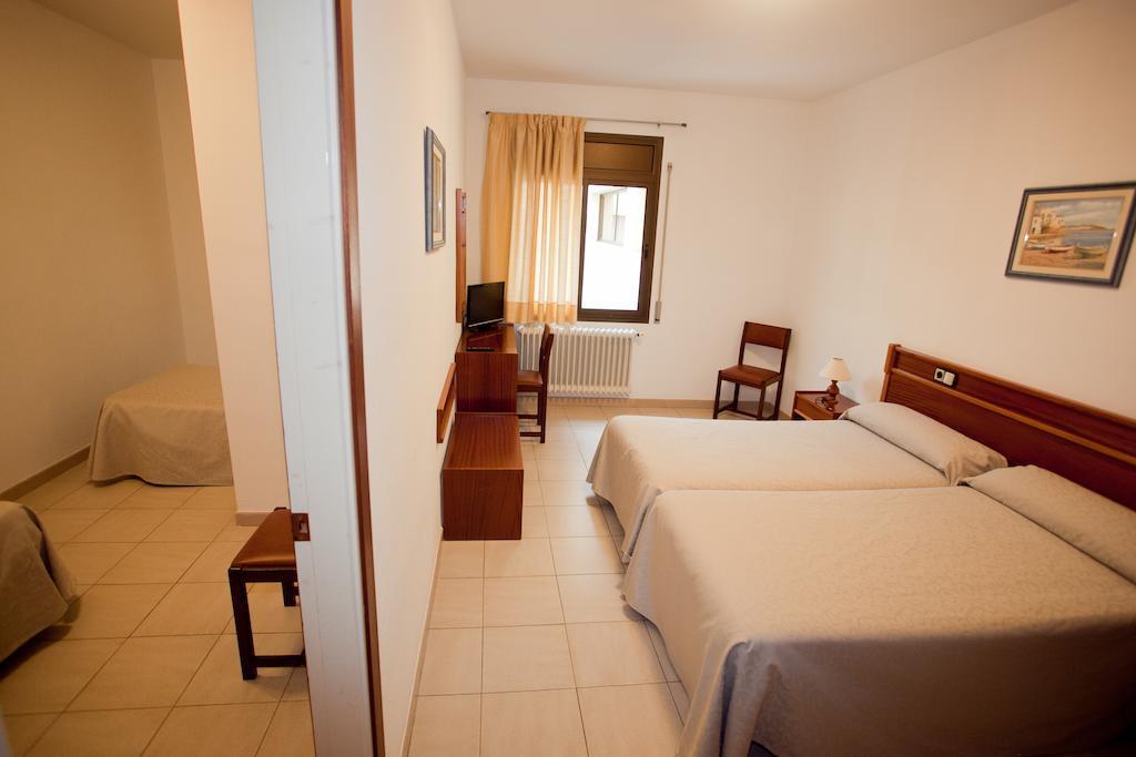 Hotel Beri Llança Rum bild