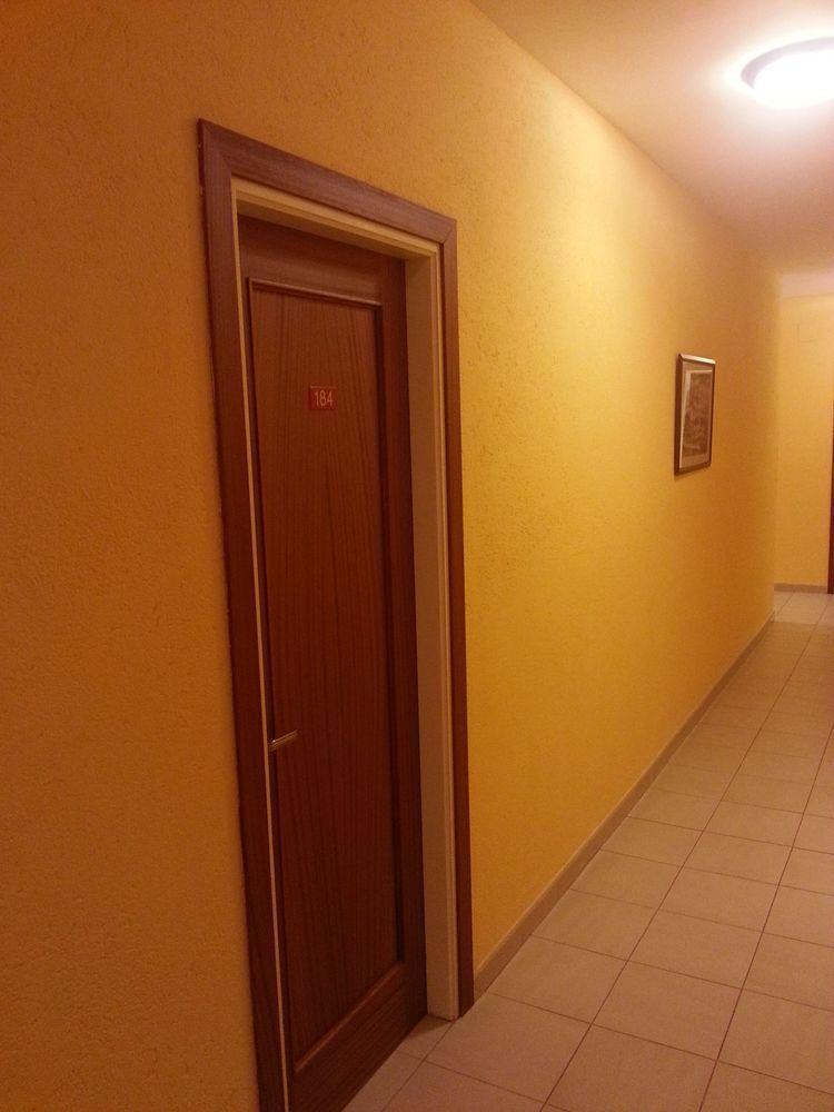 Hotel Beri Llança Exteriör bild